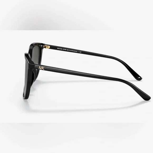 Michael
Kors Sunglasses MK2098U Isle Of Palms model. - Picture 9 of 9